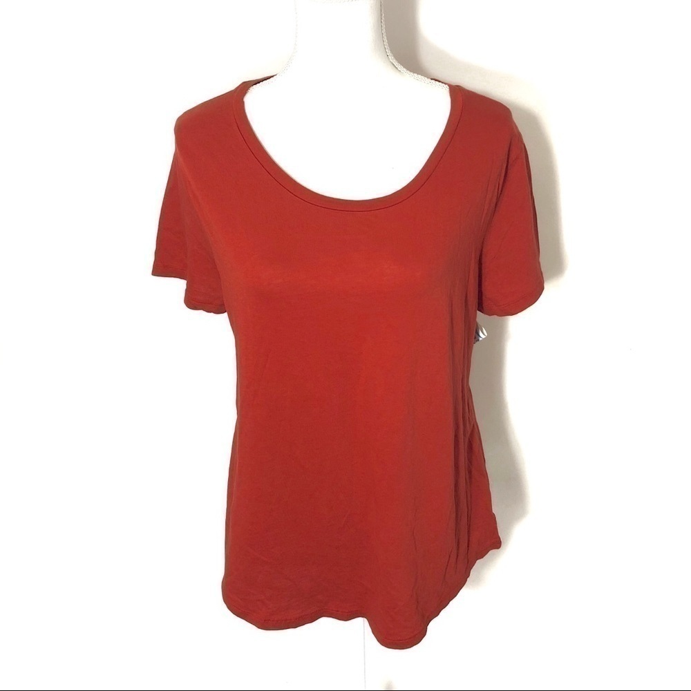 Old Navy Red Short Sleeve T-Shirt NWT Large